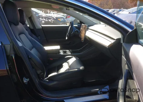 2019 Tesla Model 3 Long Range/Performance из США, поврежденный, VIN 5YJ3E1EB2KF451451